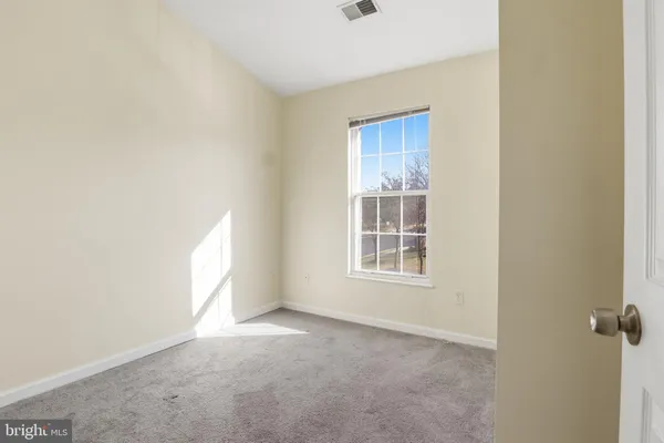 $3,100 | 6203 Abbottsbury Row, Alexandria, VA 22315