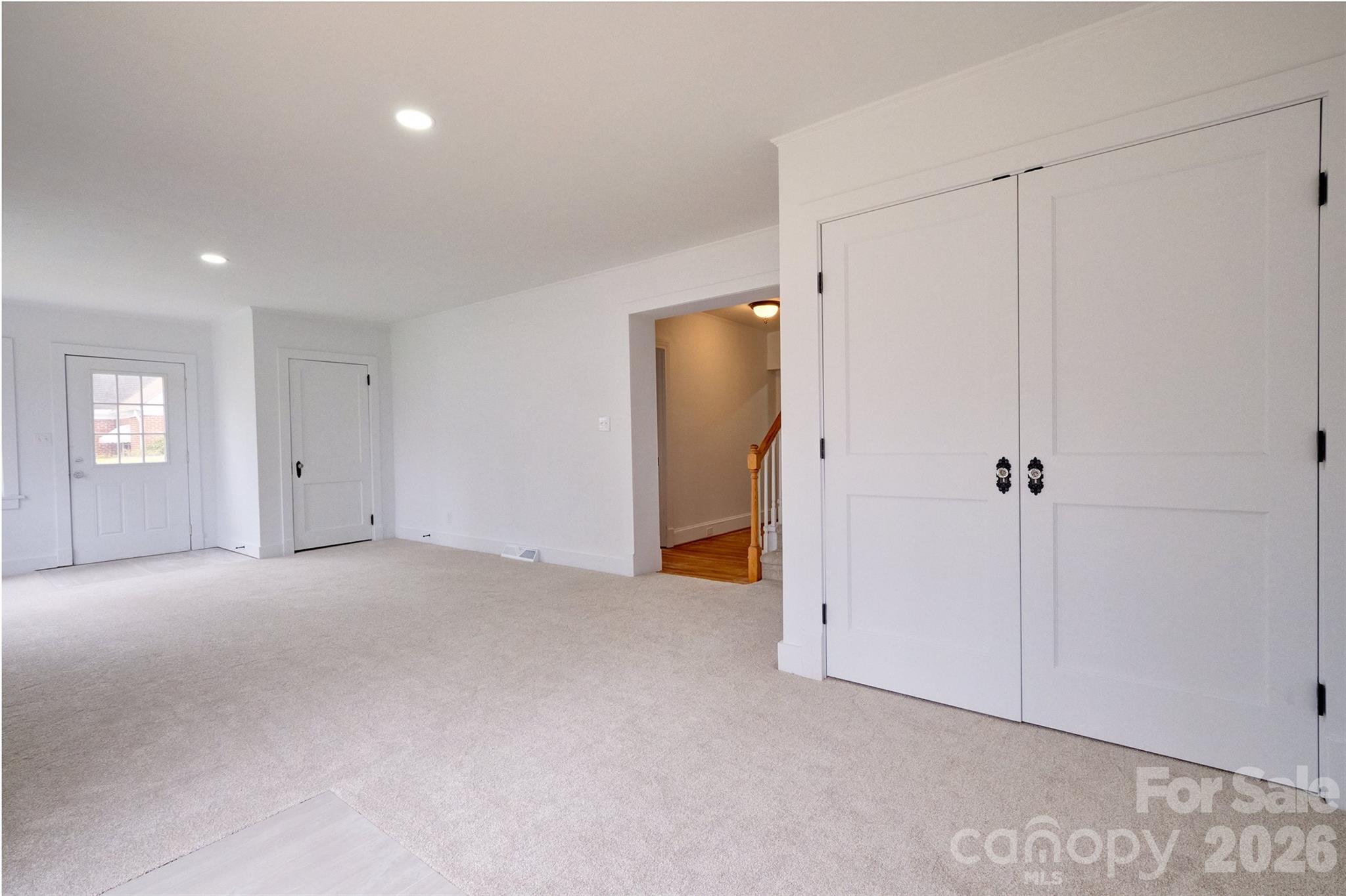 804 Congress Street North York, SC 29745 - Photo 16 of 48 an empty room with windows and closet