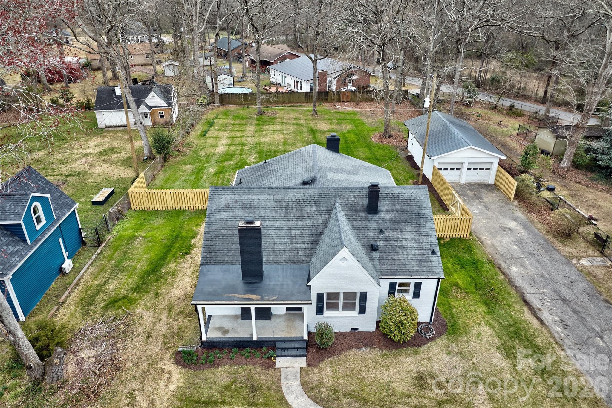 804 Congress Street North York, SC 29745 - Photo 47 of 48 an aerial view of a house with swimming pool