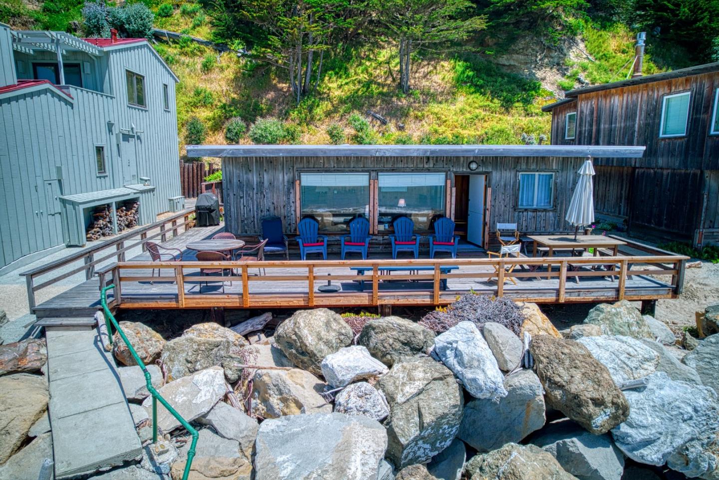 16 Potbelly Beach Road Aptos, CA 95003 - Photo 2 of 20 Gallery Image 2
