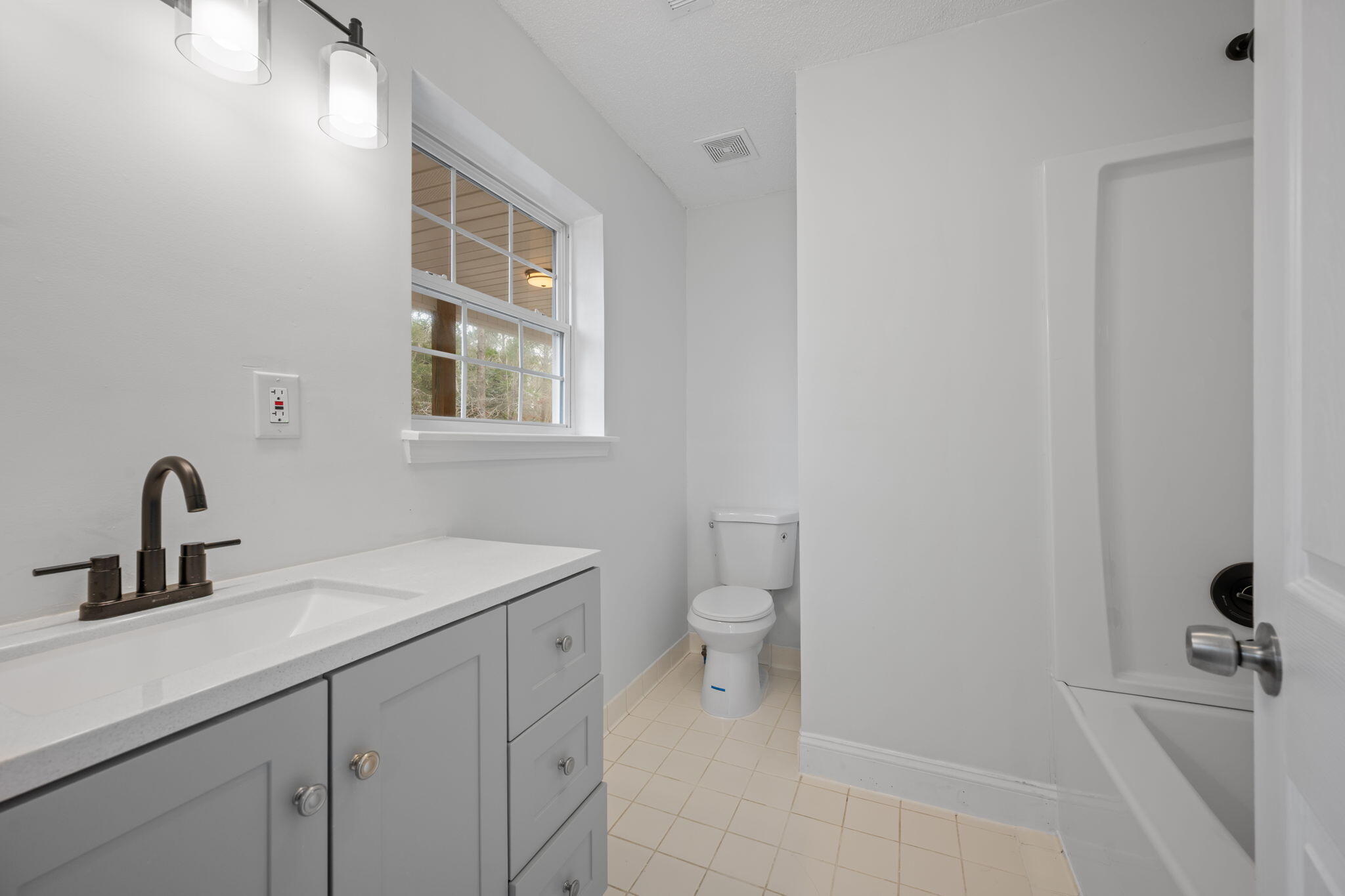 2945 Bobo Road Mount Pleasant, SC 29466 - Photo 31 of 44 38-web-or-mls-IMG_8957