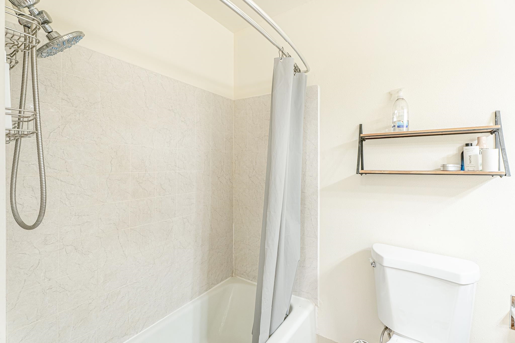 2410 Independence Lane, Unit 206 Madison, WI 53704 - Photo 24 of 40