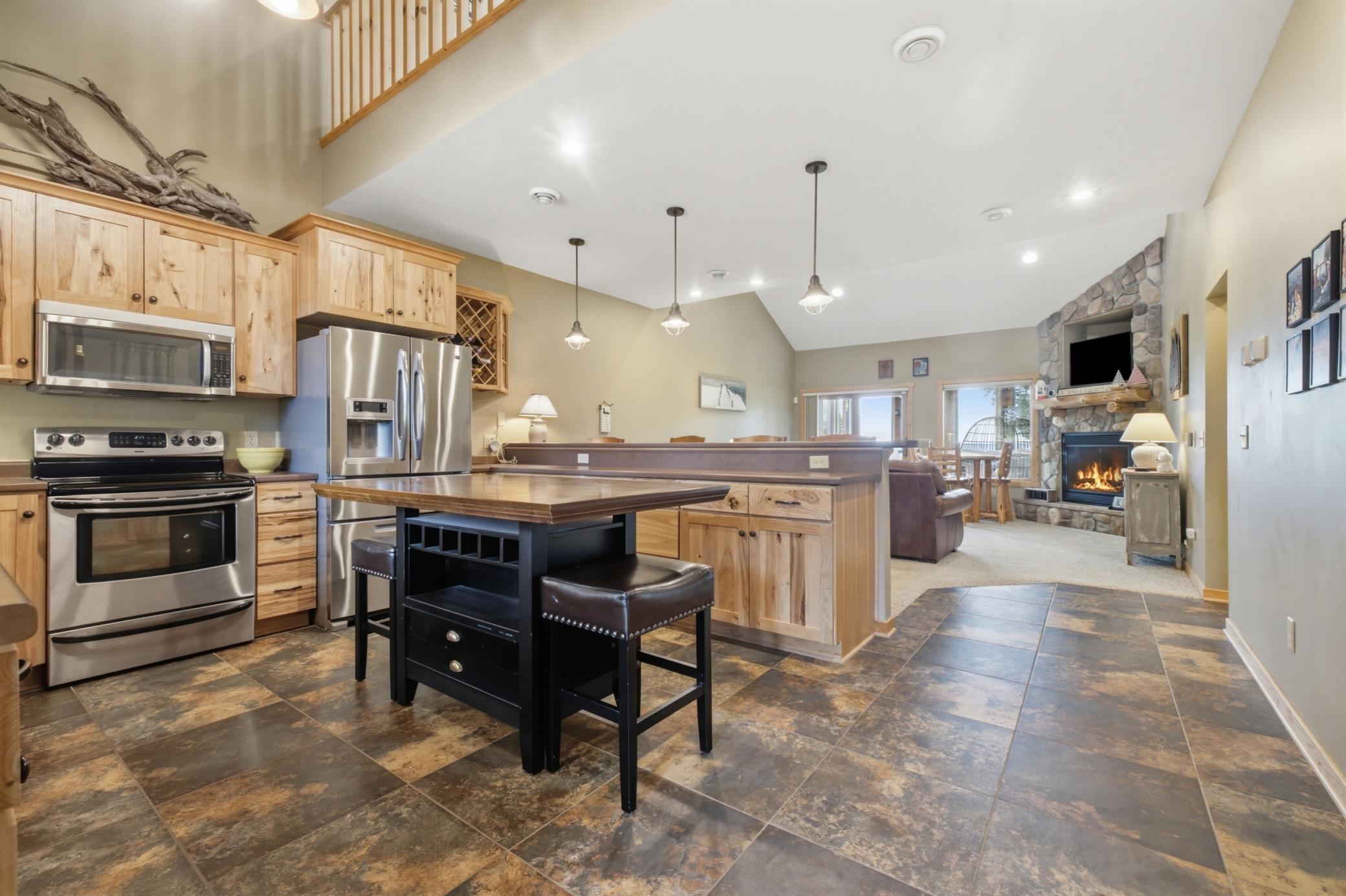 33176 170th Lane, Unit 7 Isle, MN 56342 - Photo 3 of 51