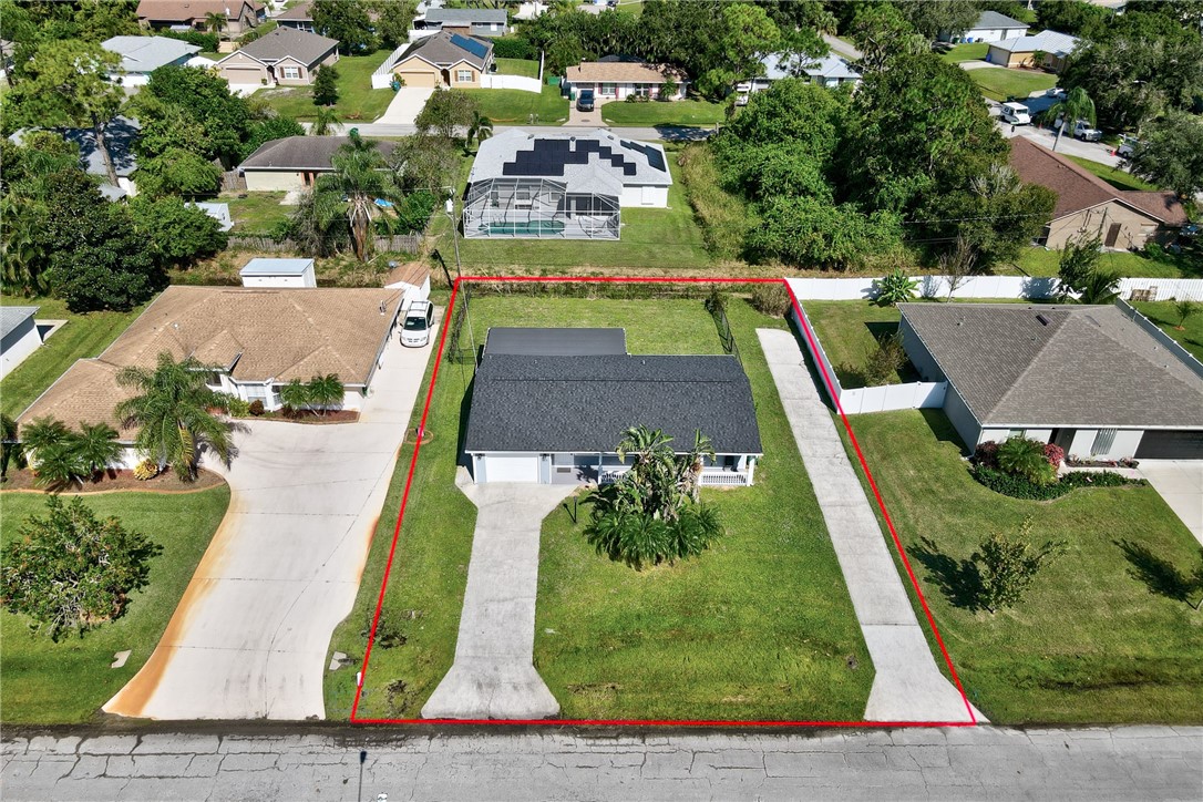 918 Bermuda Avenue Sebastian, FL 32958 - Photo 1 of 28