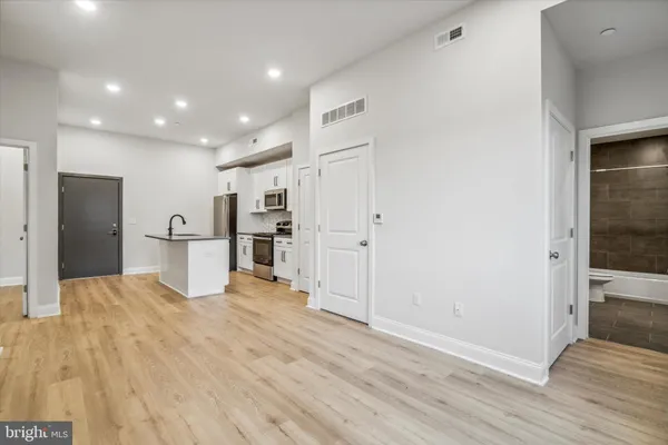 $1,650 | 2157 East Lehigh Avenue, Unit 201, Philadelphia, PA 19125