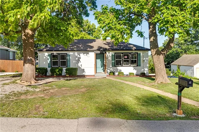 $255,000 | 3141 South 37th Street, Kansas City, KS 66106