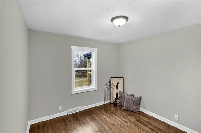 $255,000 | 3141 South 37th Street, Kansas City, KS 66106