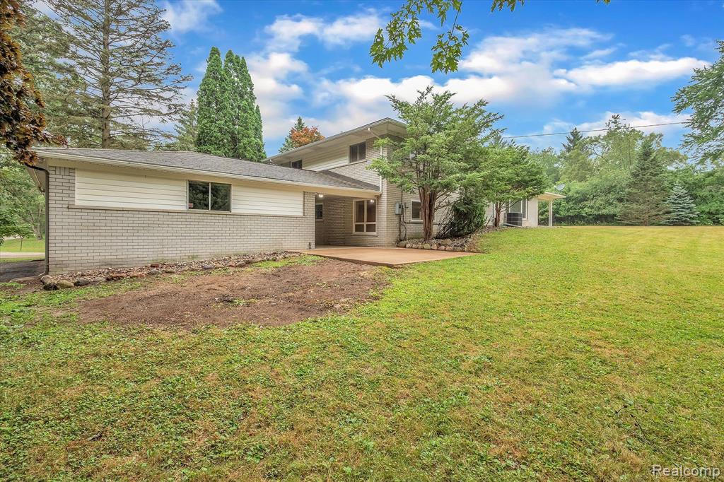 30540 Pear Ridge Farmington Hills, MI 48334 - Photo 42 of 66