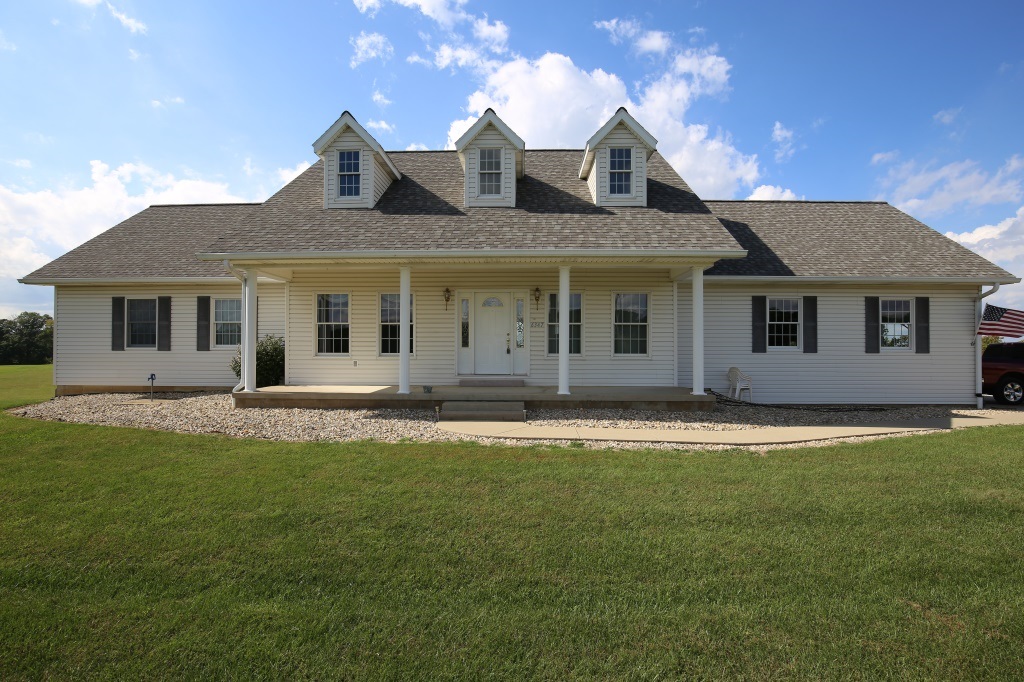 6347 North Tree Farm Road Solsberry, IN 47459 - Photo 4 of 36