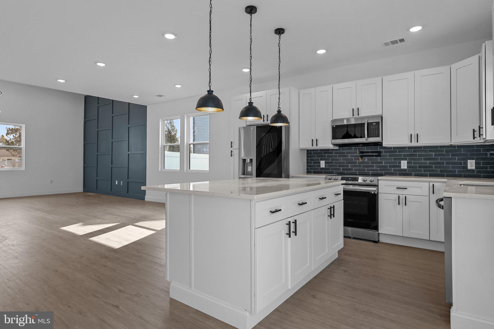 29 Bittersweet Road Levittown, PA 19057 - Photo 15 of 49 Gallery Image 15