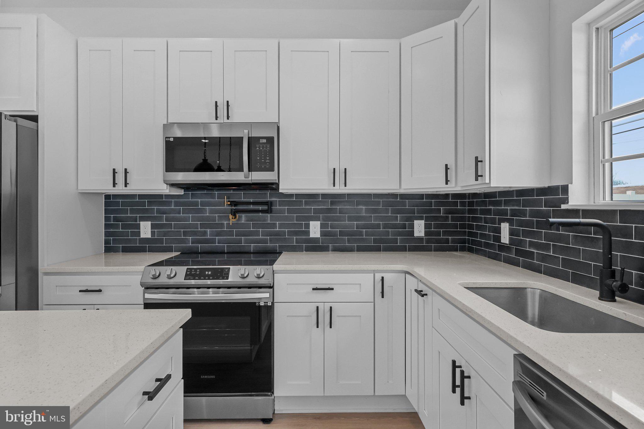 29 Bittersweet Road Levittown, PA 19057 - Photo 16 of 49 Gallery Image 16