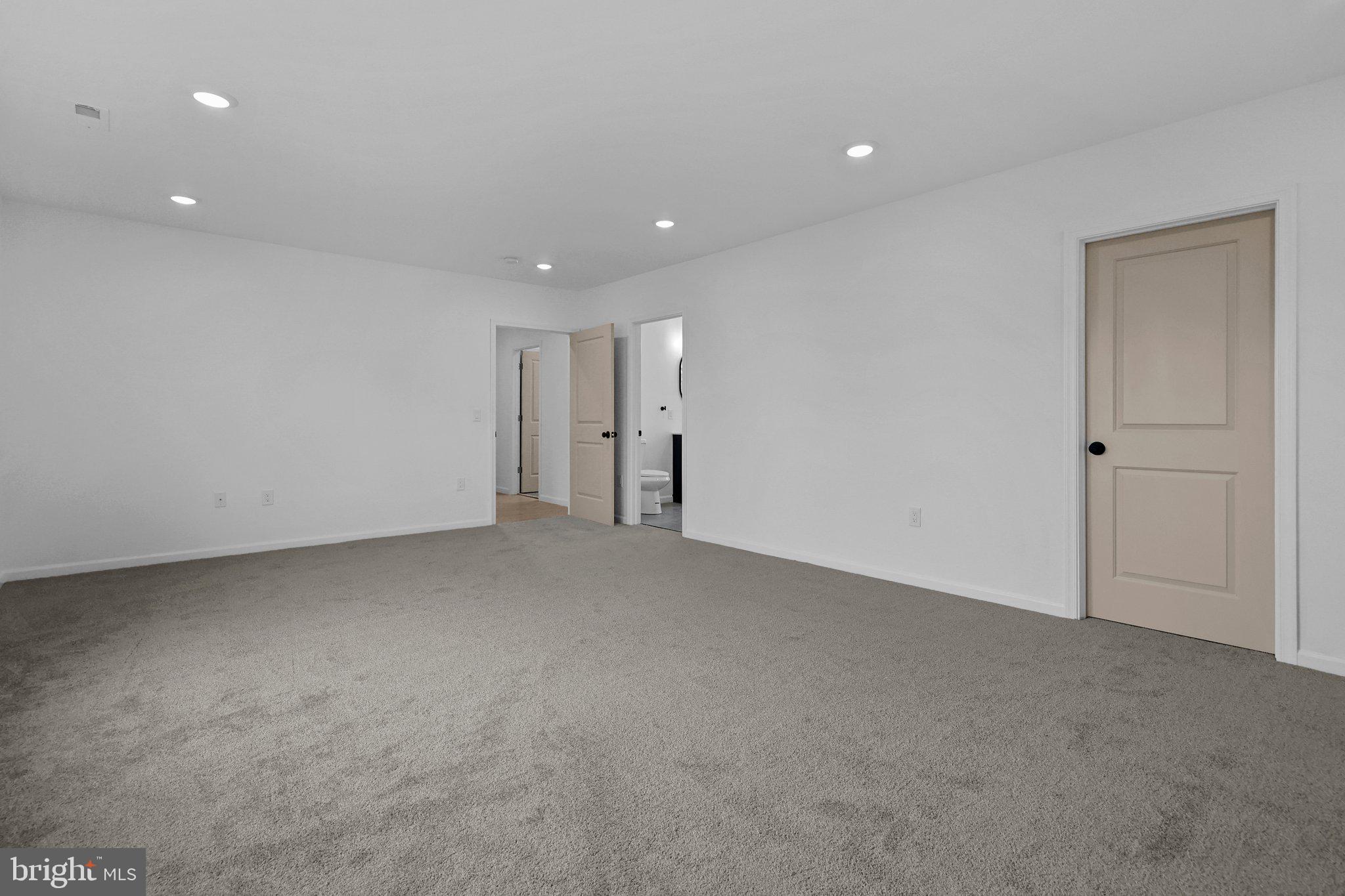 29 Bittersweet Road Levittown, PA 19057 - Photo 36 of 49 Gallery Image 36