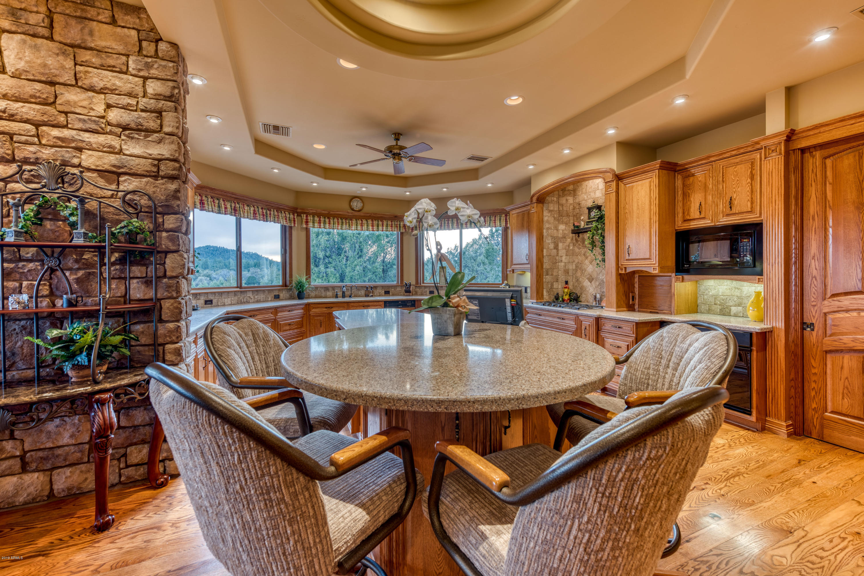 191 White Drive Payson, AZ 85541 - Photo 15 of 61 Kitchen