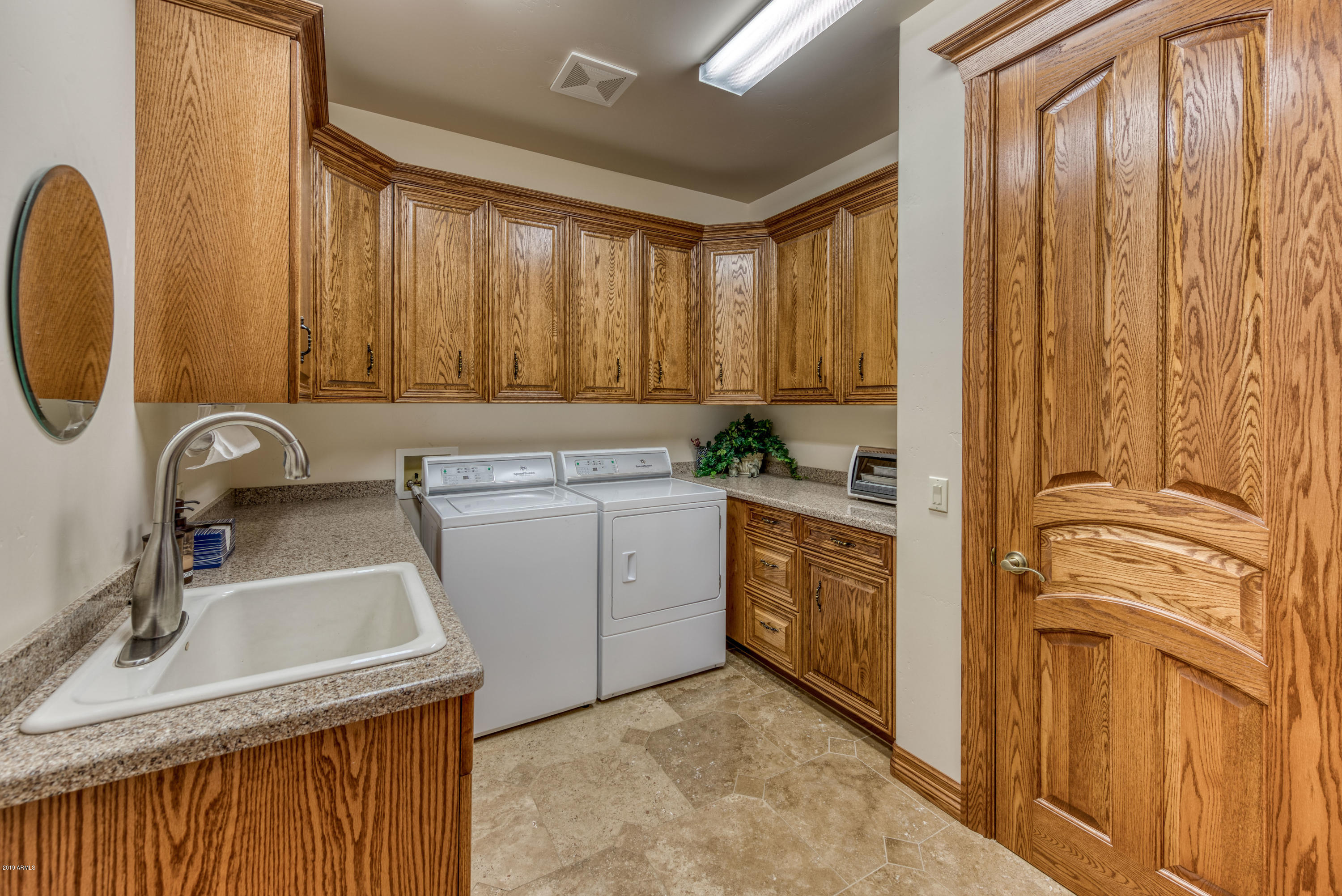 191 White Drive Payson, AZ 85541 - Photo 16 of 61 Laundry Room