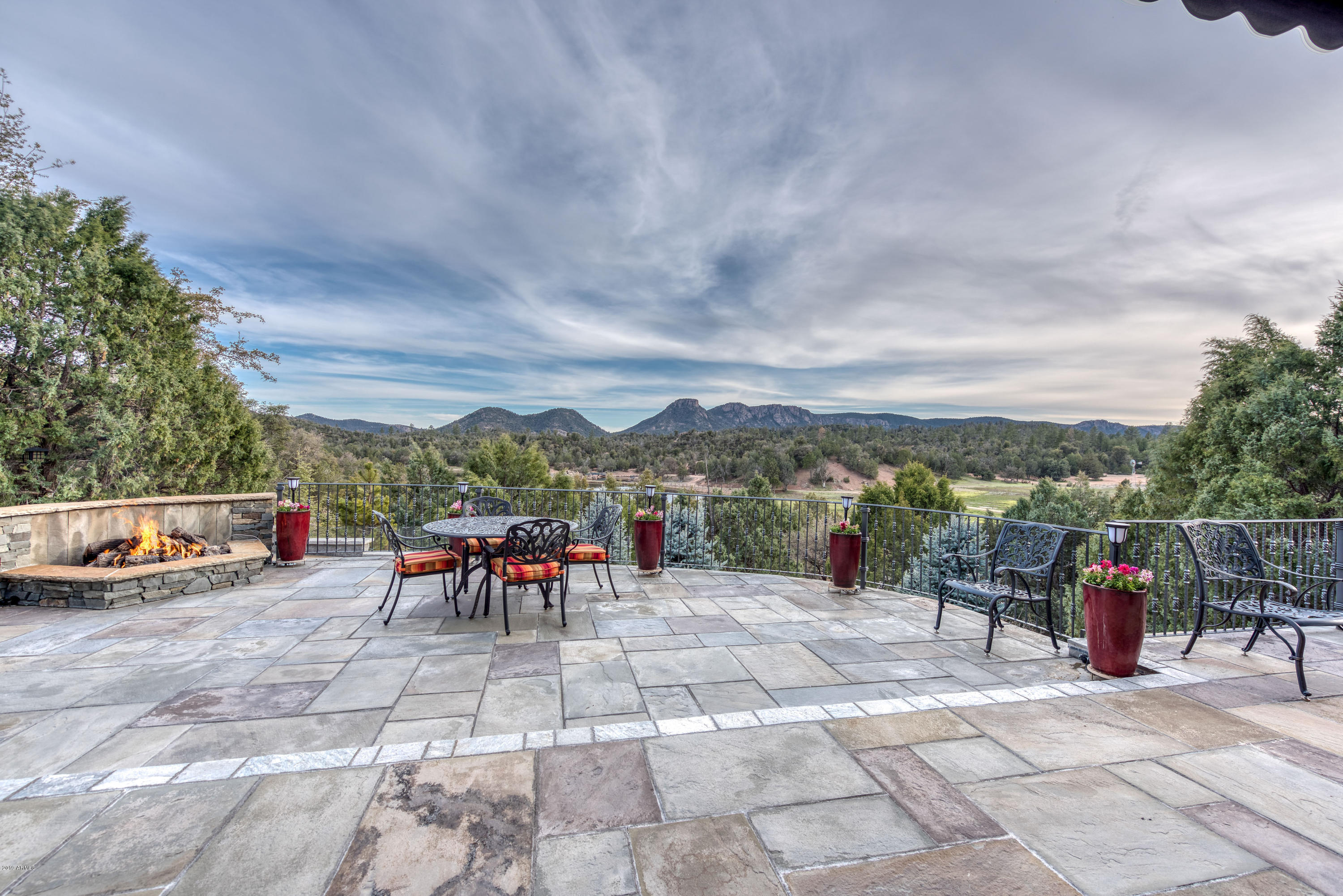 191 White Drive Payson, AZ 85541 - Photo 25 of 61 Entertaining Patio