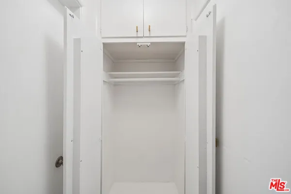 $1,995 | 7209 Willoughby Avenue, Unit 2, Los Angeles, CA 90046