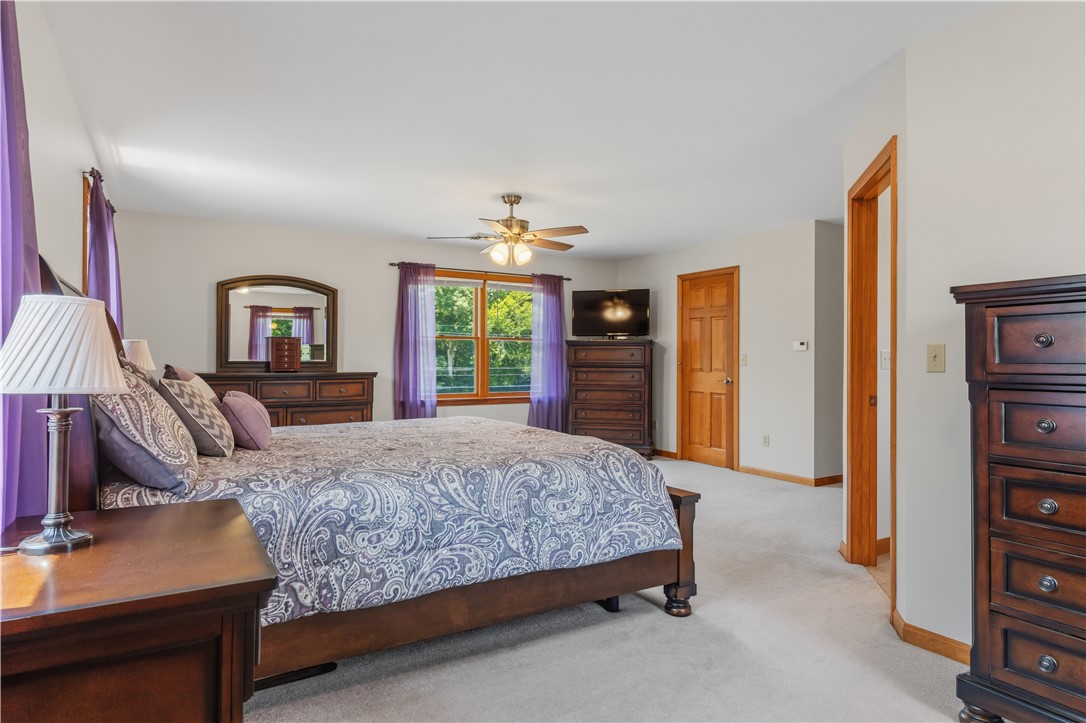 3 Courtney Lane Hopkinton, RI 02832 - Photo 26 of 46