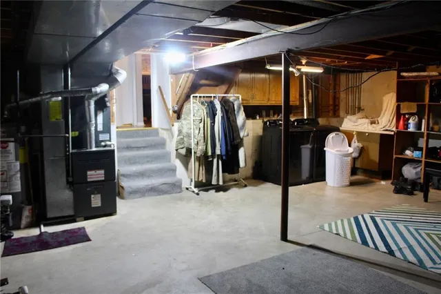 $415,000 | 617 Northeast Birchwood Drive, Lee's Summit, MO 64086