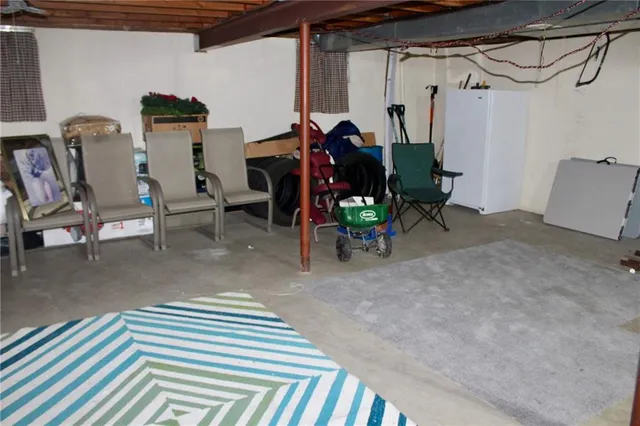 $415,000 | 617 Northeast Birchwood Drive, Lee's Summit, MO 64086