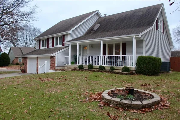 $405,000 | 617 Northeast Birchwood Drive, Lee's Summit, MO 64086