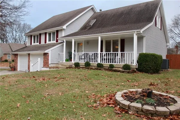 $405,000 | 617 Northeast Birchwood Drive, Lee's Summit, MO 64086