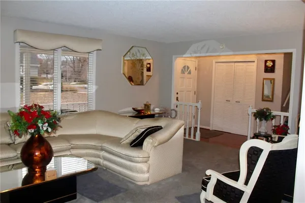 $405,000 | 617 Northeast Birchwood Drive, Lee's Summit, MO 64086