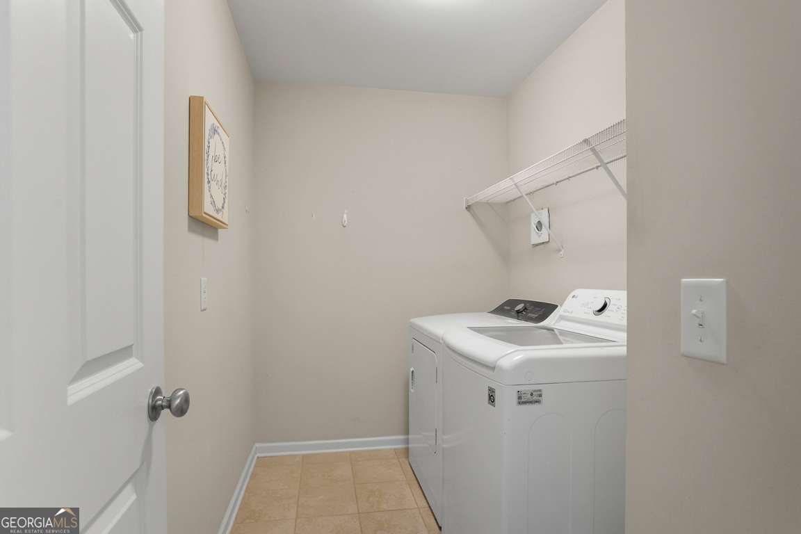 227 Standing Pine Circle Pooler, GA 31322 - Photo 23 of 30 Laundry Room