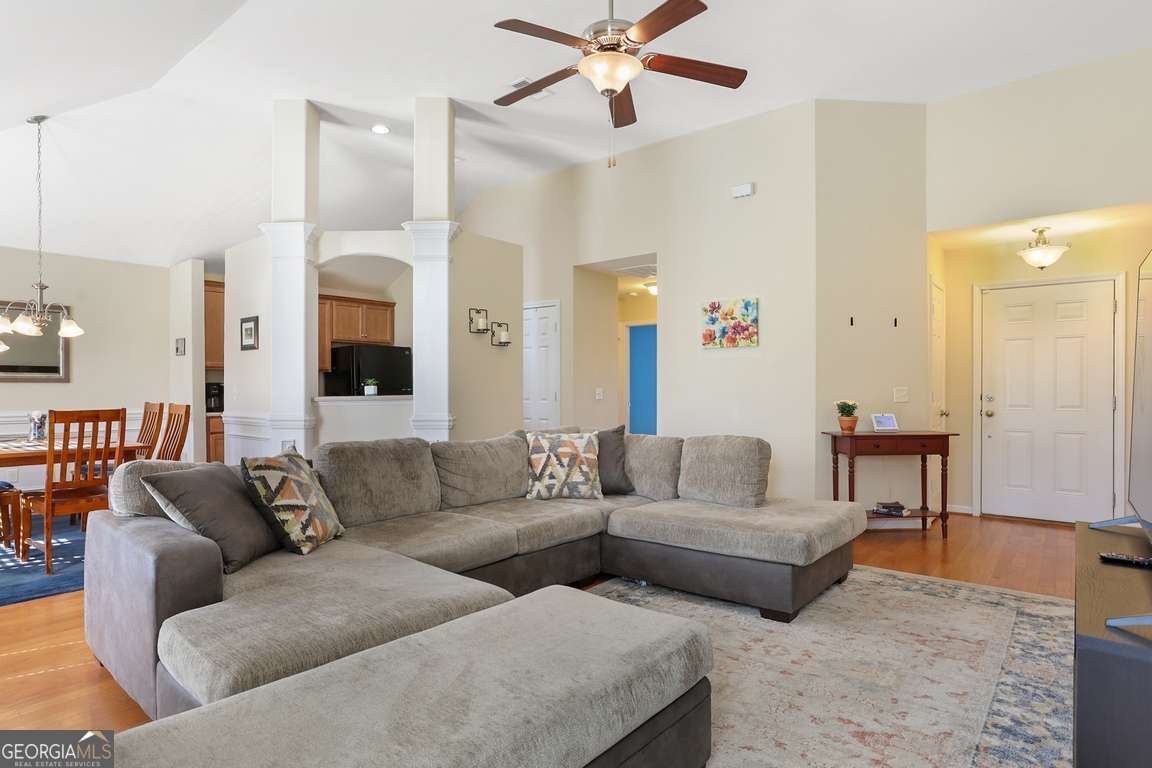 227 Standing Pine Circle Pooler, GA 31322 - Photo 4 of 30