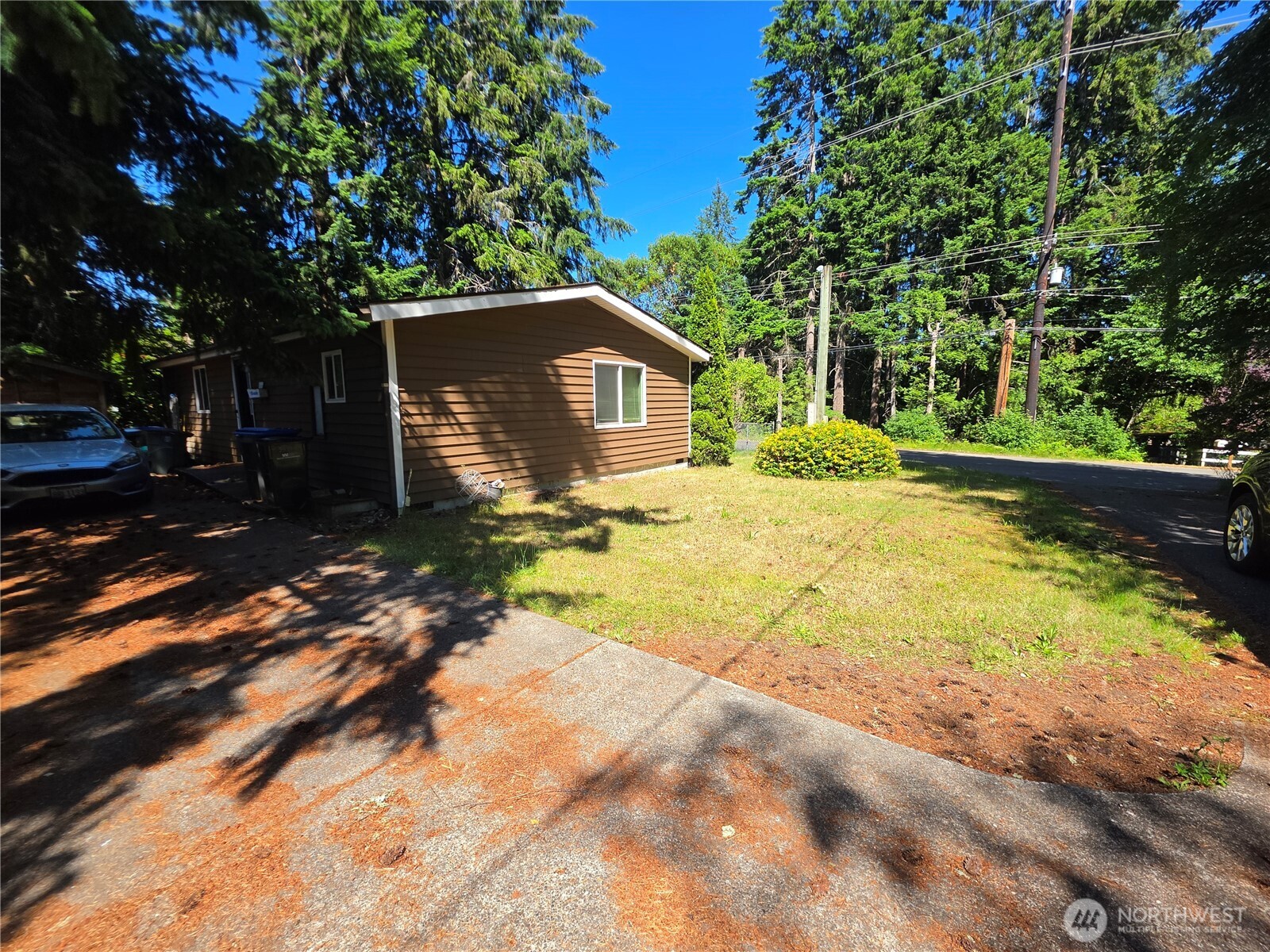 3591 Pine Road Bremerton, WA 98310 - Photo 3 of 15