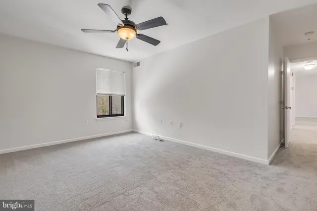 $2,150 | 7806 Hanover Parkway, Unit 311, Greenbelt, MD 20770