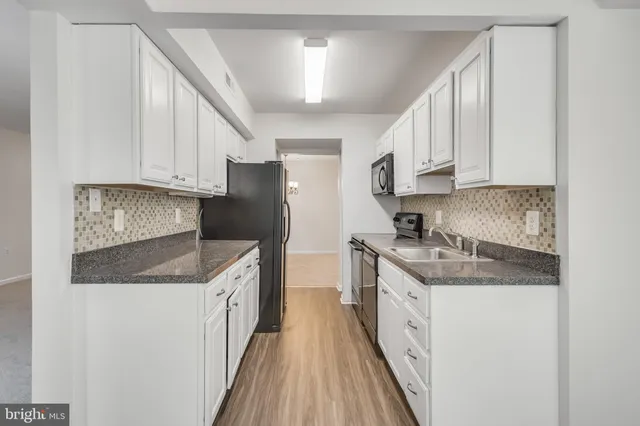 $2,150 | 7806 Hanover Parkway, Unit 311, Greenbelt, MD 20770