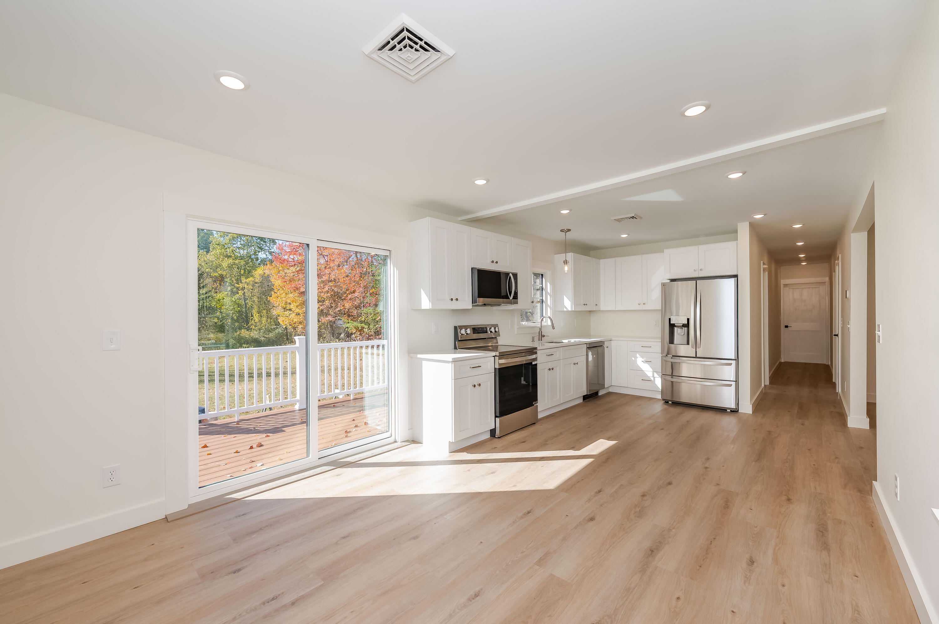 93 Lebanon Road North Berwick, ME 03906 - Photo 11 of 39 Kitchen