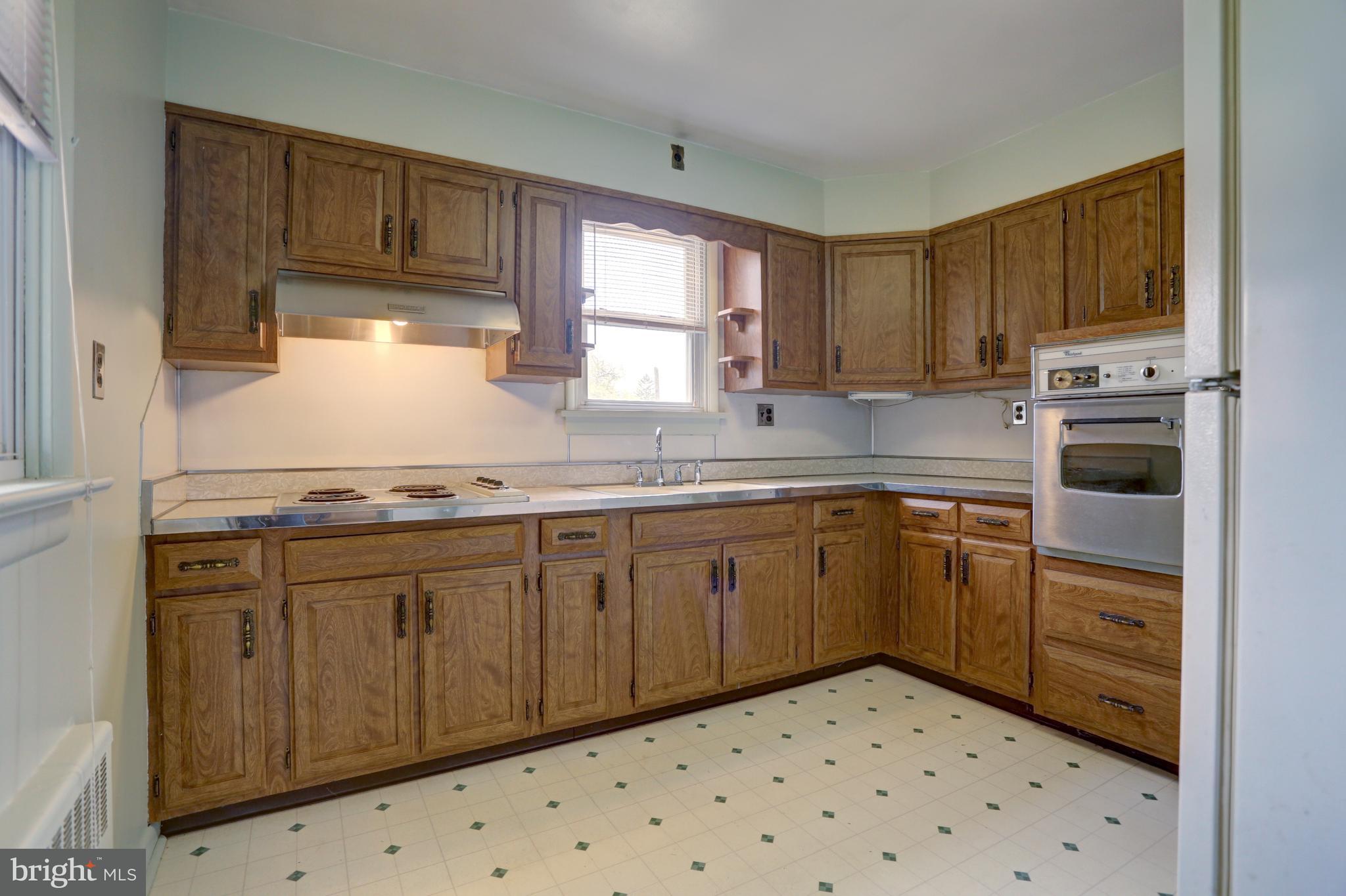 4507 Devonshire Road Harrisburg, PA 17109 - Photo 4 of 15 Gallery Image 4