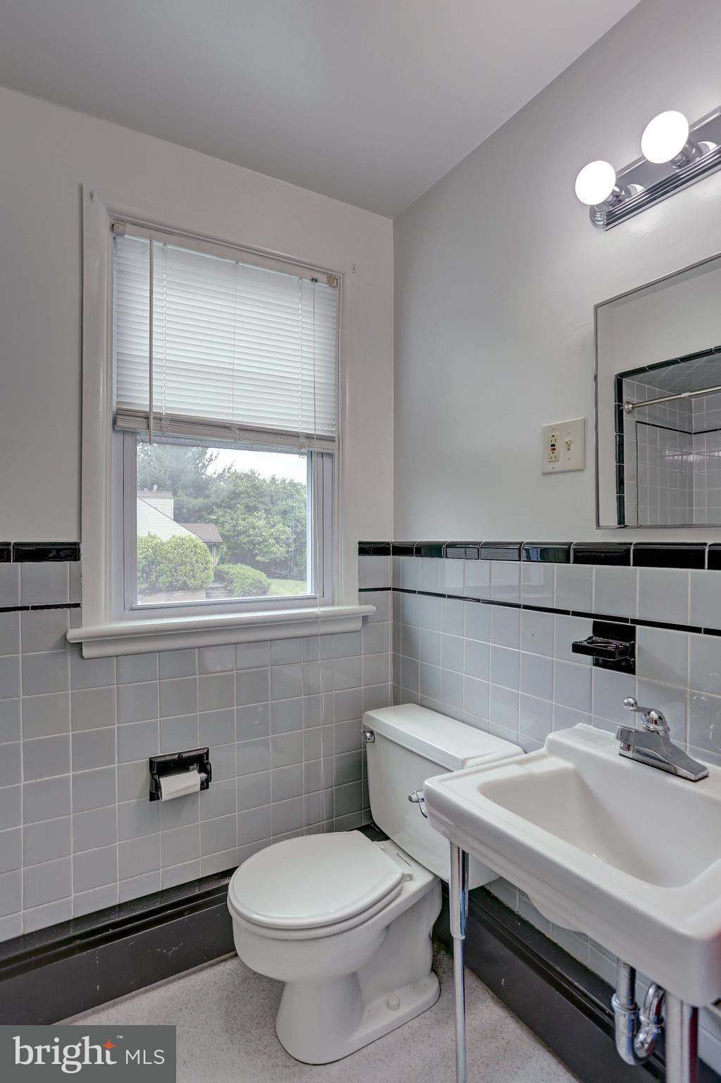 4507 Devonshire Road Harrisburg, PA 17109 - Photo 10 of 15 Gallery Image 10