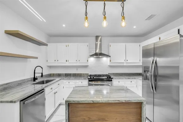 $3,350 | 41 Hickory Oak Drive, The Woodlands, TX 77381
