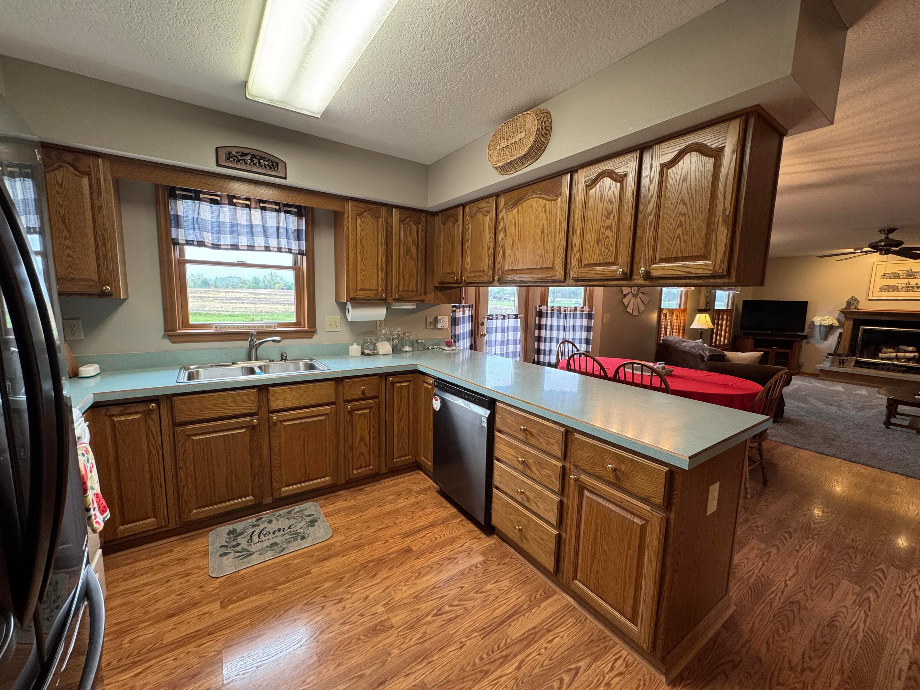2075 Eckard Road Centerburg, OH 43011 - Photo 7 of 33