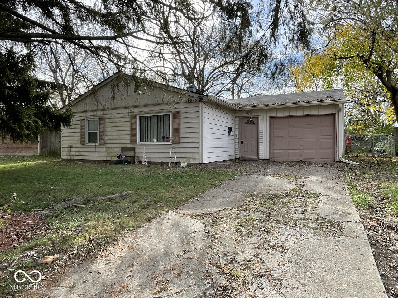 9949 Montery Road Indianapolis, IN 46235 - Photo 1 of 9 Gallery Image 1