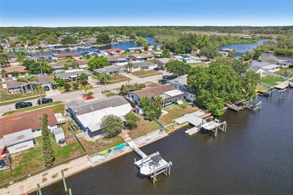 1133 Grand Boulevard Holiday, FL 34690 - Photo 34 of 35