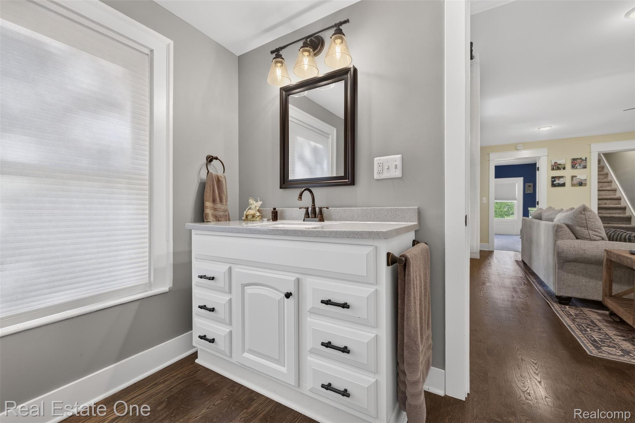2355 South Sashabaw Road Ortonville, MI 48462 - Photo 24 of 57 9) Bathroom.jpg