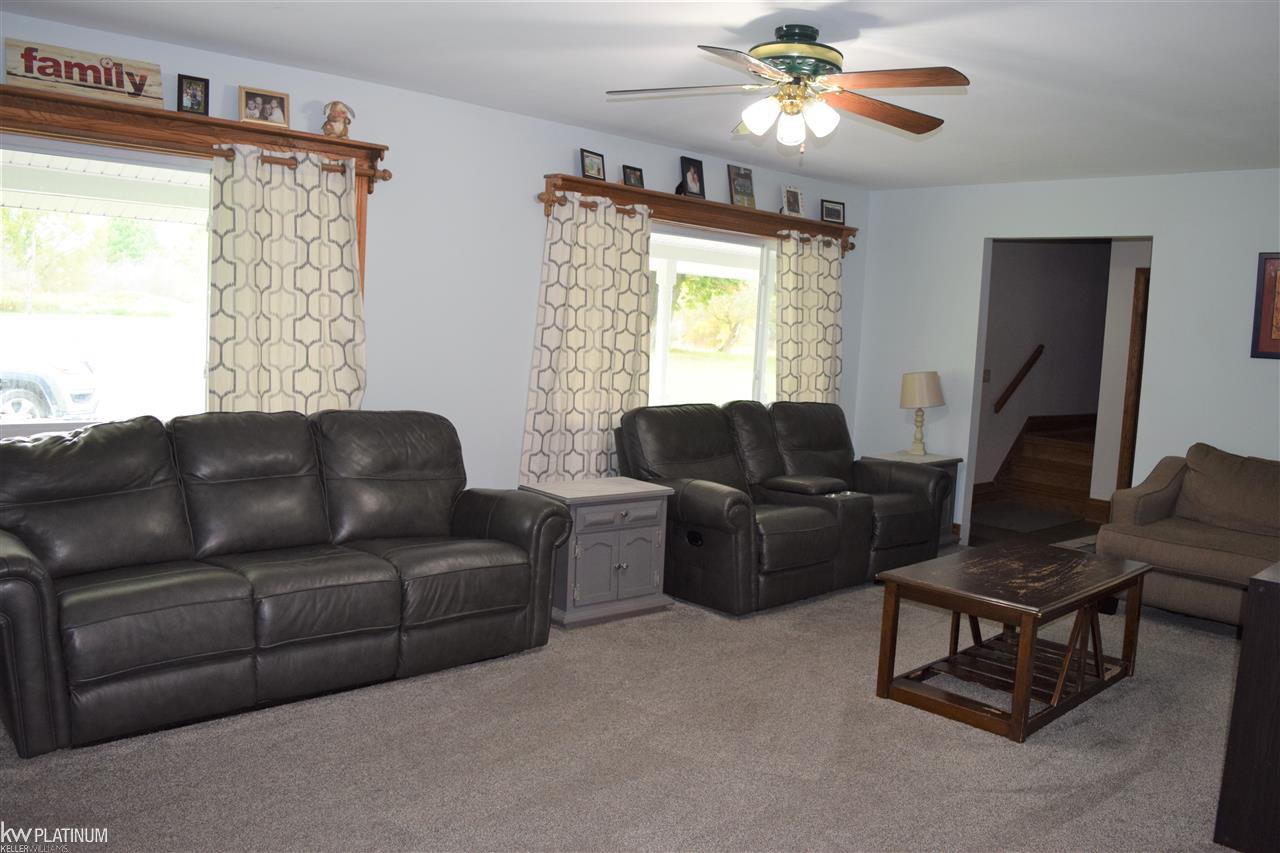 1422 Stein Road St. Clair, MI 48079 - Photo 5 of 33 50025045-4.JPG