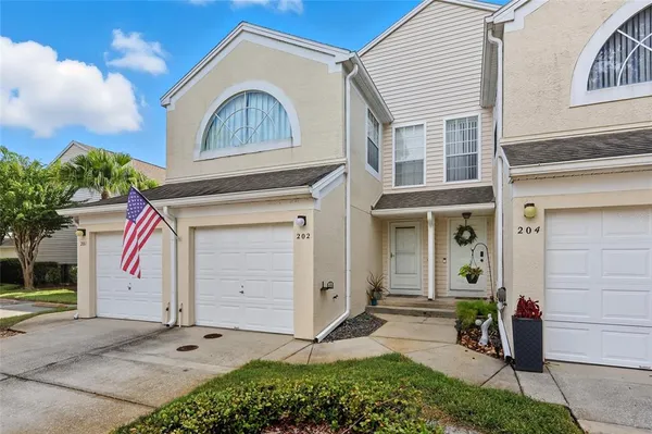 $1,900 | 6029 Lake Pointe Drive, Unit 202, Orlando, FL 32822