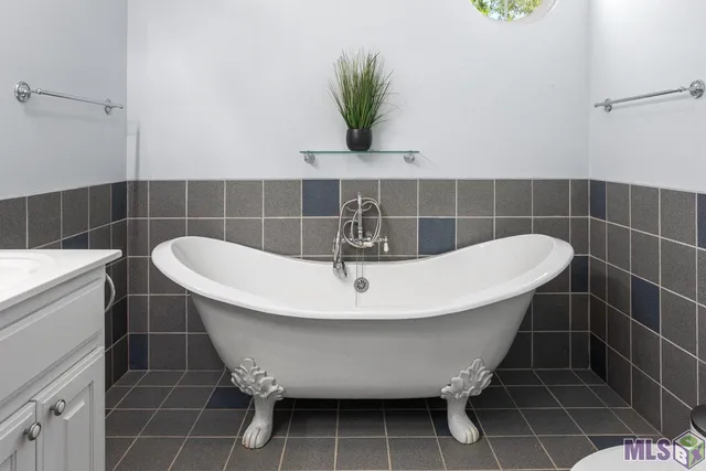 $365,000 | 12269 Home Port Drive, Maurepas, LA 70449