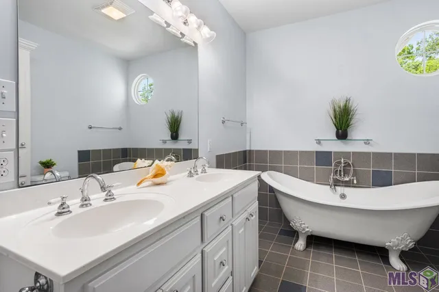 $365,000 | 12269 Home Port Drive, Maurepas, LA 70449