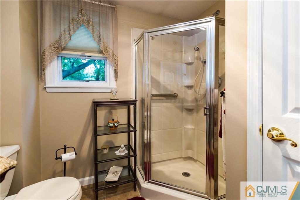 58 South Hill Road Colonia, NJ 07067 - Photo 16 of 24 Gallery Image 16