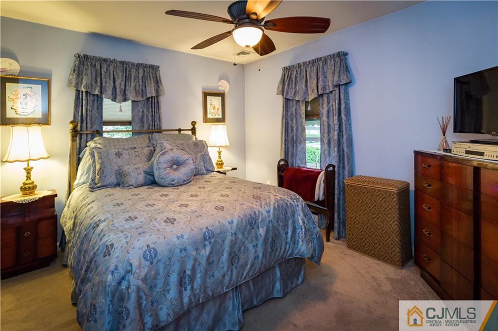 58 South Hill Road Colonia, NJ 07067 - Photo 10 of 24 Gallery Image 10