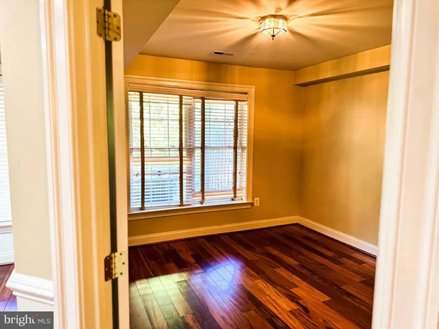 $4,150 | 6403 Velliety Lane, Springfield, VA 22152