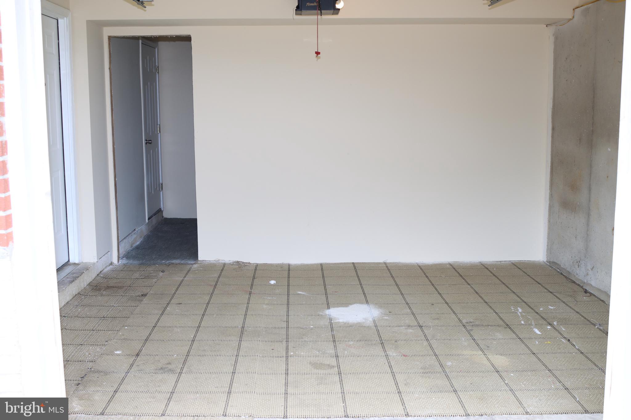 8704 Chestnut Ridge Drive Laurel, MD 20707 - Photo 12 of 15 Garage