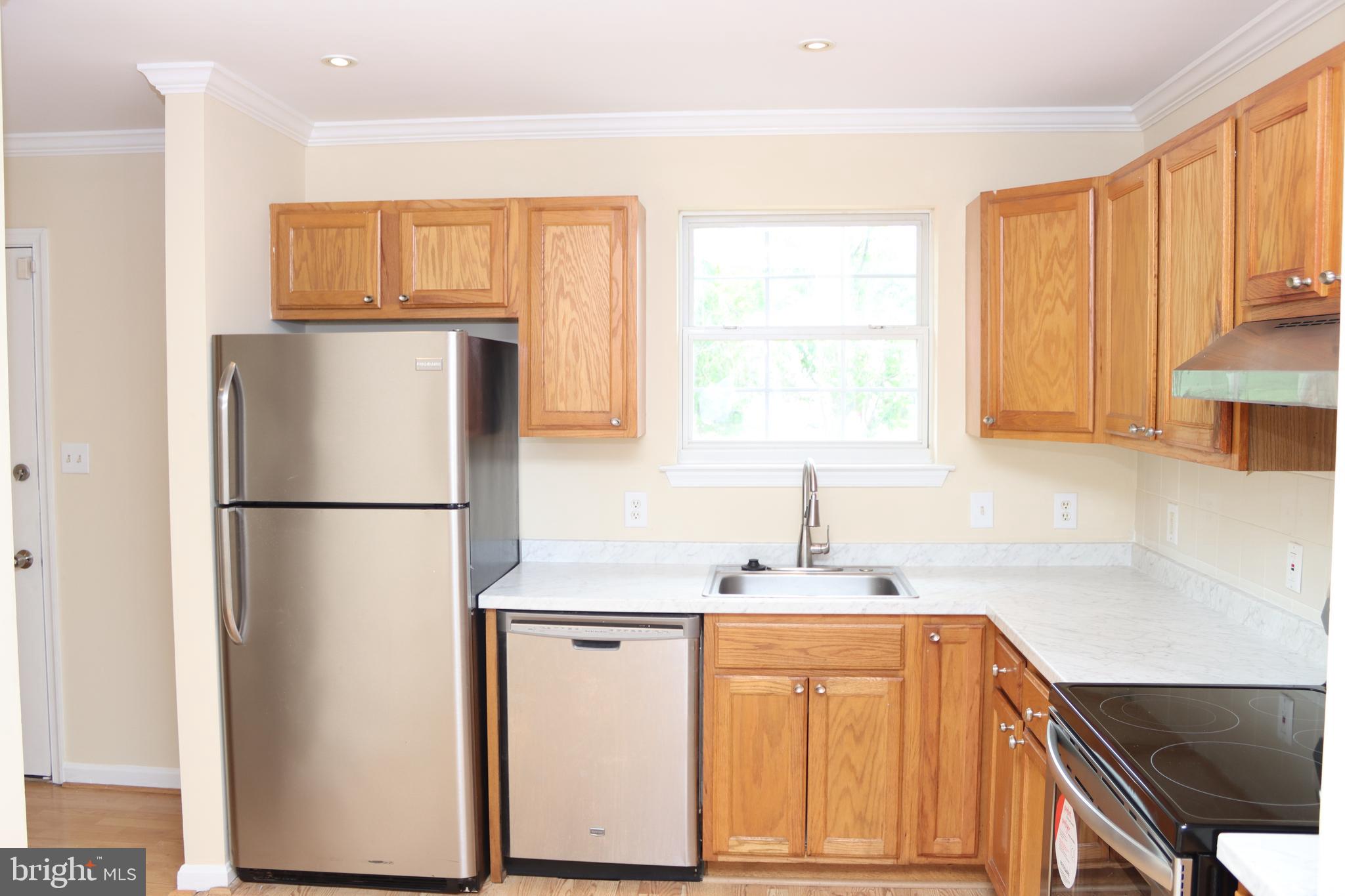 8704 Chestnut Ridge Drive Laurel, MD 20707 - Photo 5 of 15 Kitchen