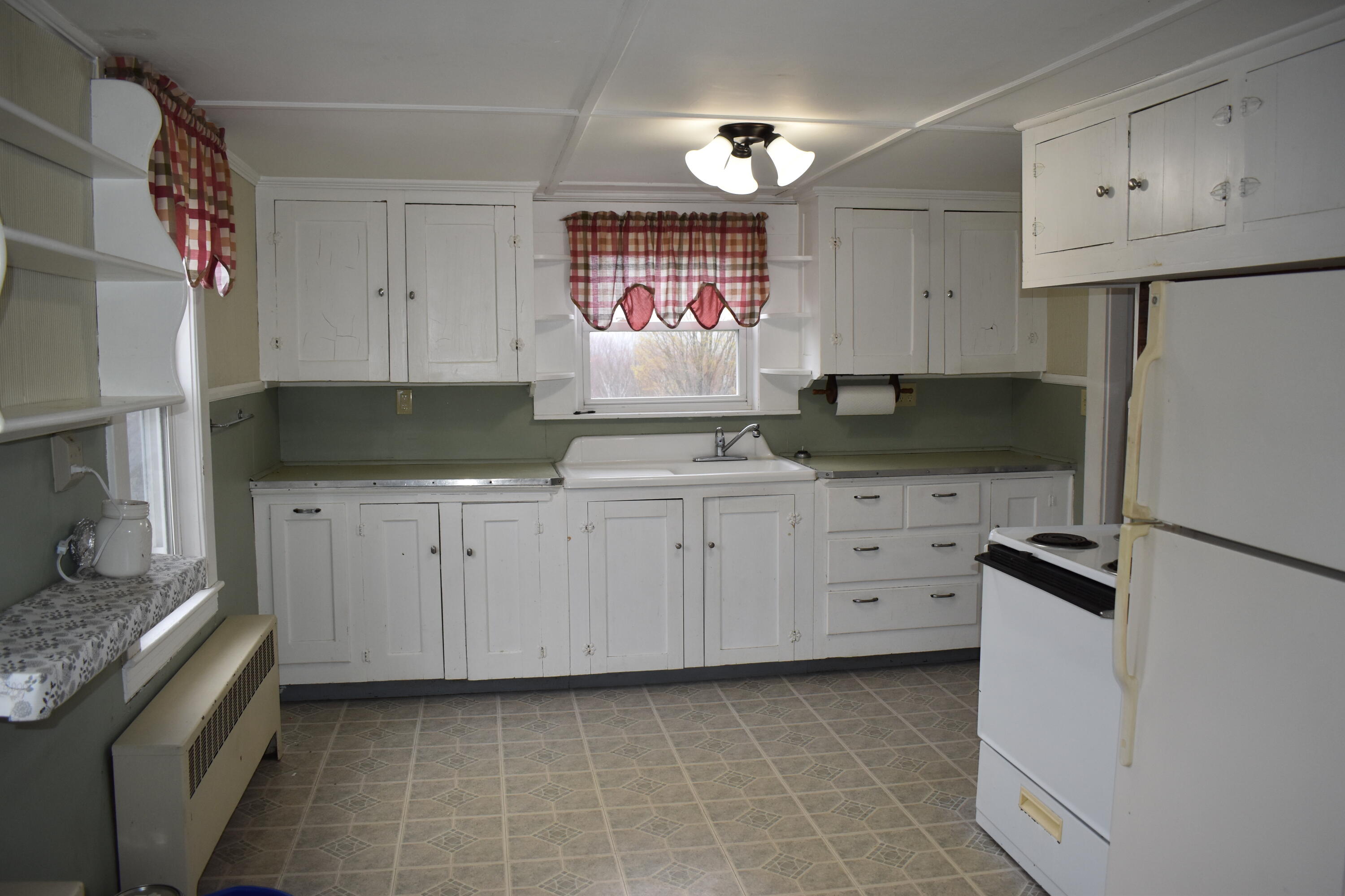 26 Annabessacook Road Winthrop, ME 04364 - Photo 10 of 38 DSC_0749