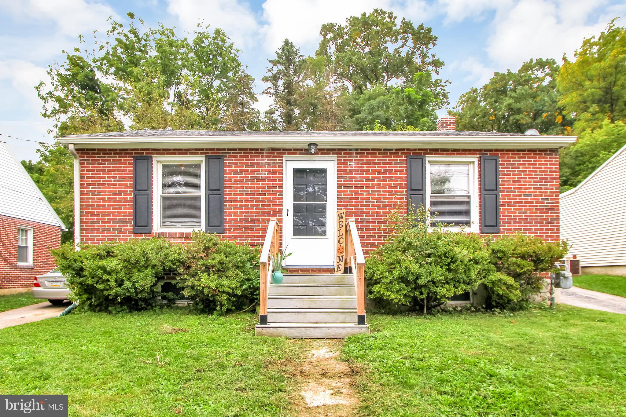 582 Hillcrest Road York, PA 17403 - Photo 1 of 23 Gallery Image 1
